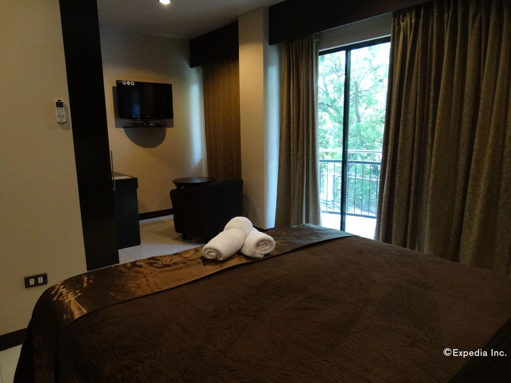 Peridot Suites Davao City Εξωτερικό φωτογραφία