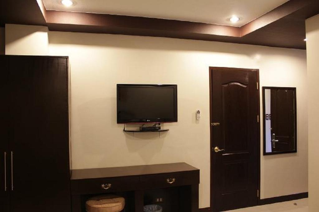 Peridot Suites Davao City Δωμάτιο φωτογραφία
