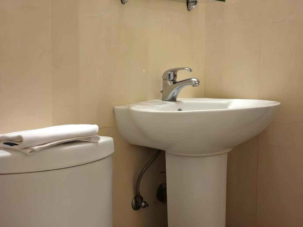 Peridot Suites Davao City Εξωτερικό φωτογραφία
