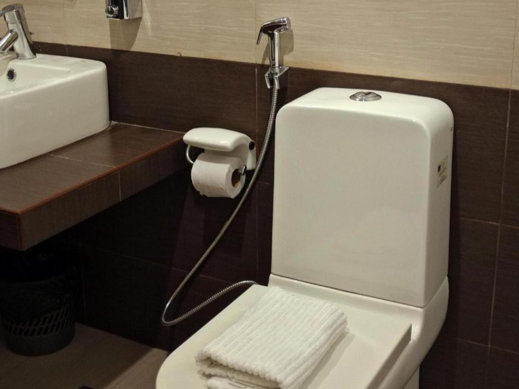 Peridot Suites Davao City Εξωτερικό φωτογραφία