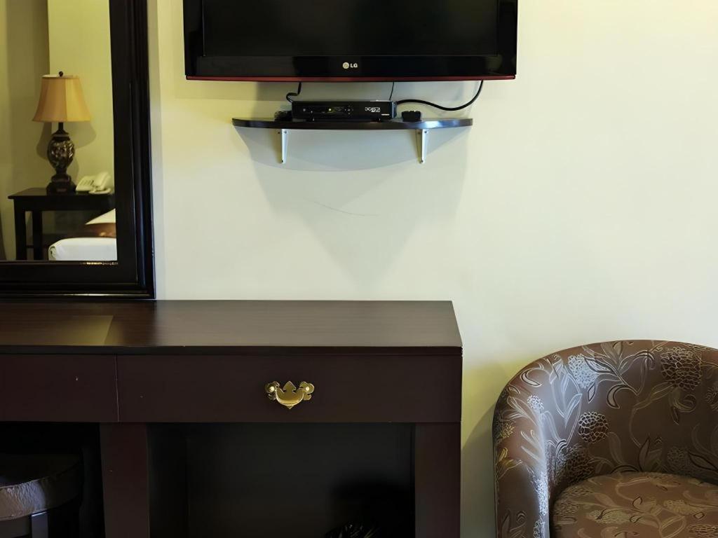 Peridot Suites Davao City Εξωτερικό φωτογραφία
