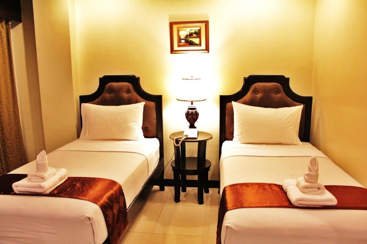 Peridot Suites Davao City Δωμάτιο φωτογραφία